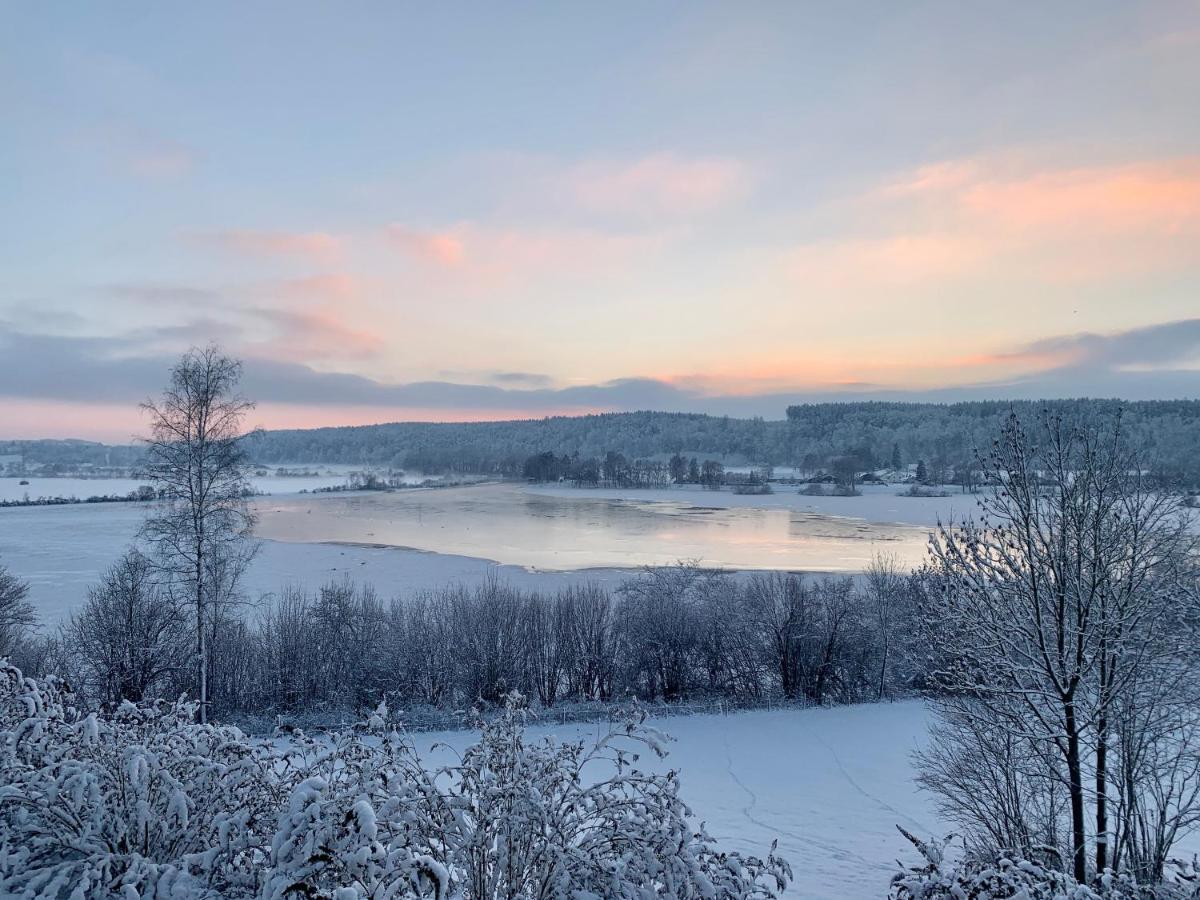 Stille X Weite - Hochwertige Wohnung Mit See-Panorama Kronburg Екстер'єр фото