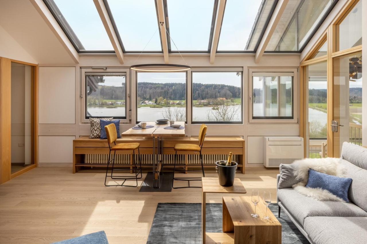 Stille X Weite - Hochwertige Wohnung Mit See-Panorama Kronburg Екстер'єр фото
