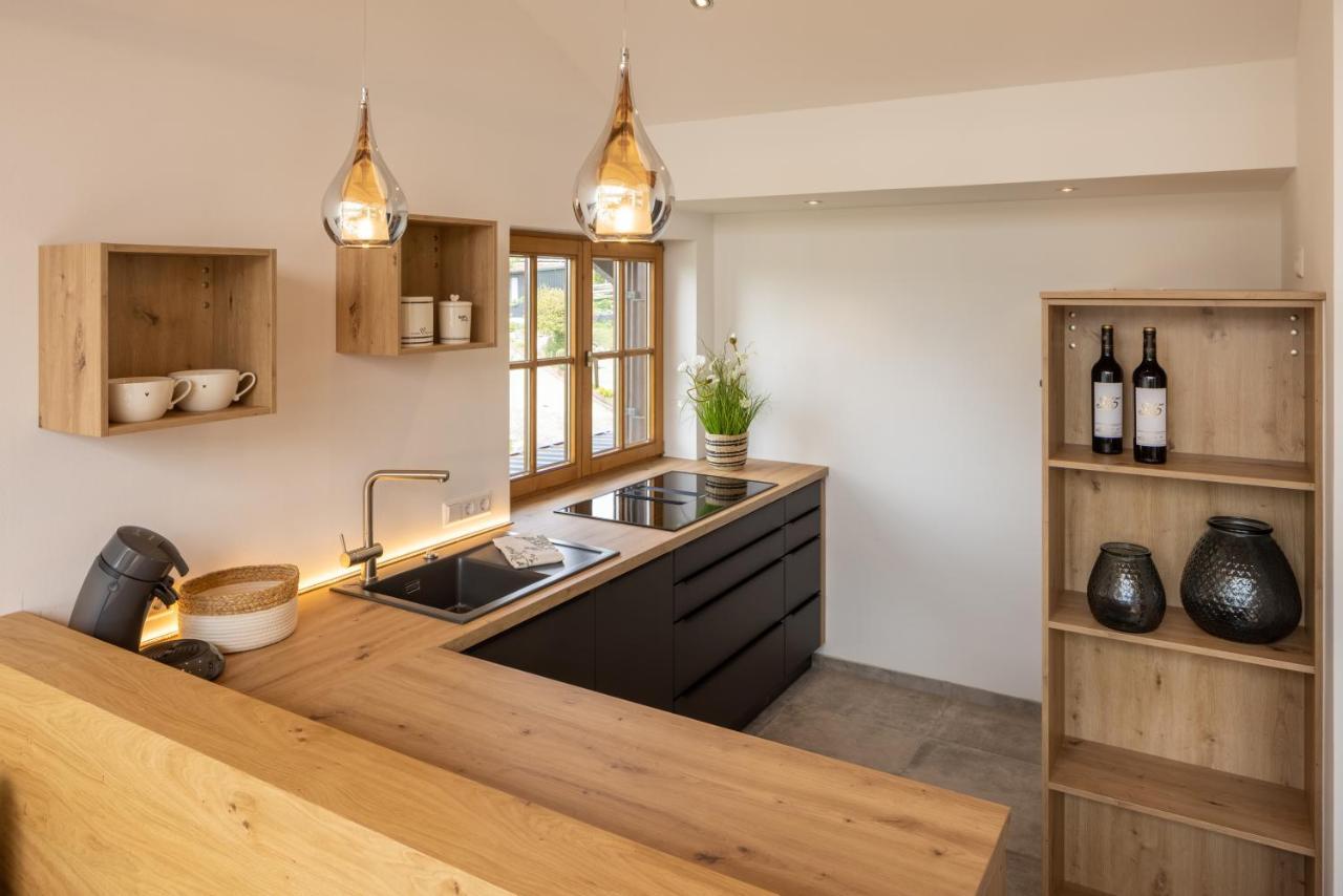 Stille X Weite - Hochwertige Wohnung Mit See-Panorama Kronburg Екстер'єр фото