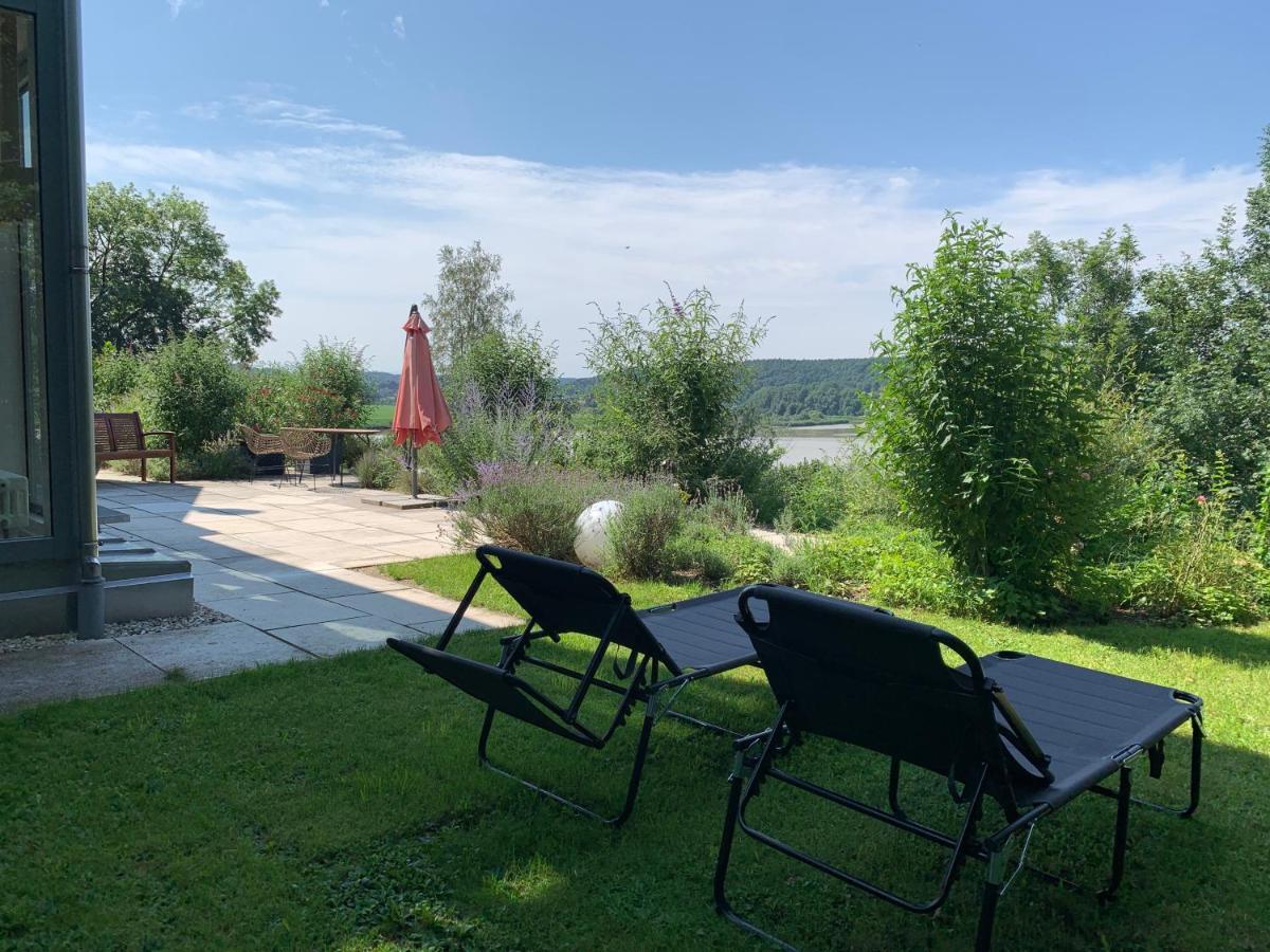 Stille X Weite - Hochwertige Wohnung Mit See-Panorama Kronburg Екстер'єр фото